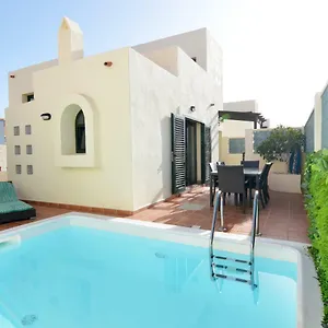 Olympia House Lovely, Close To Town And Beaches With Private Pool & Fast Wifi , Corralejo España